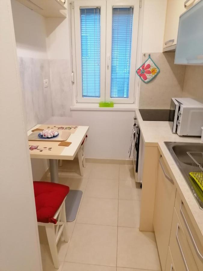 Apartma Ladinka イゾラ エクステリア 写真