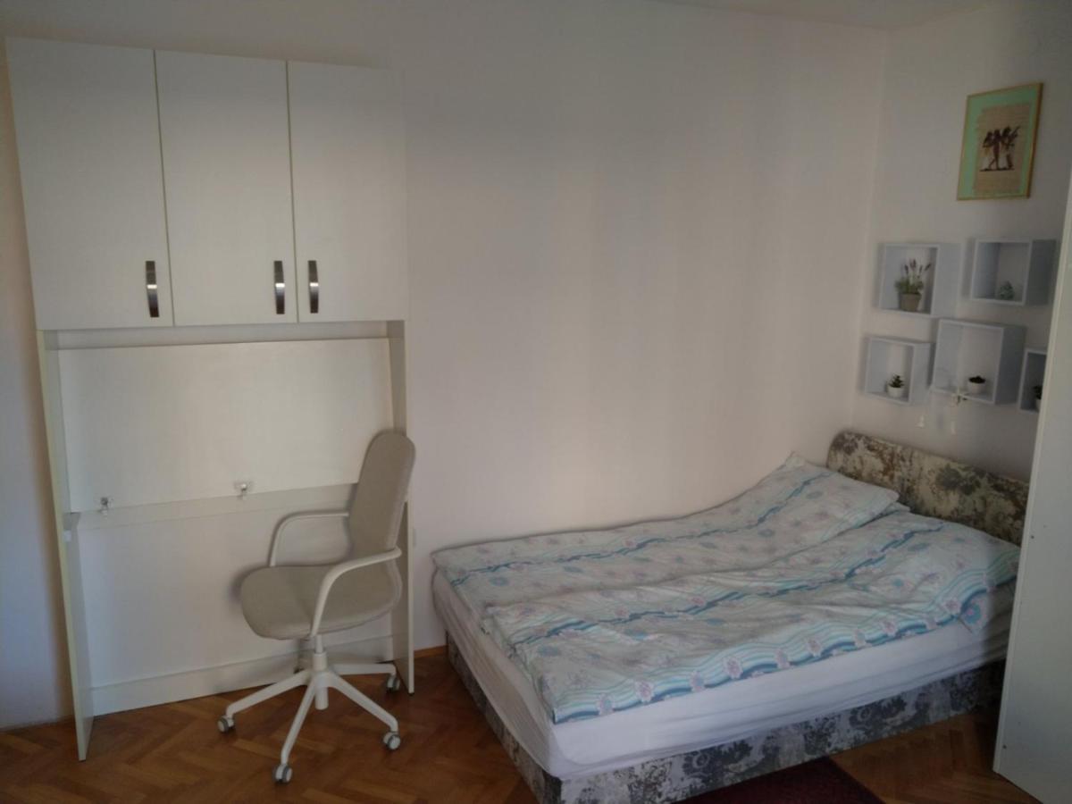 Apartma Ladinka イゾラ エクステリア 写真